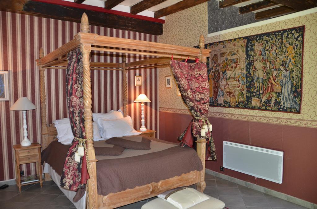 Bed and Breakfast La Tour Du Lion Рошфор-ан-Терр Екстер'єр фото